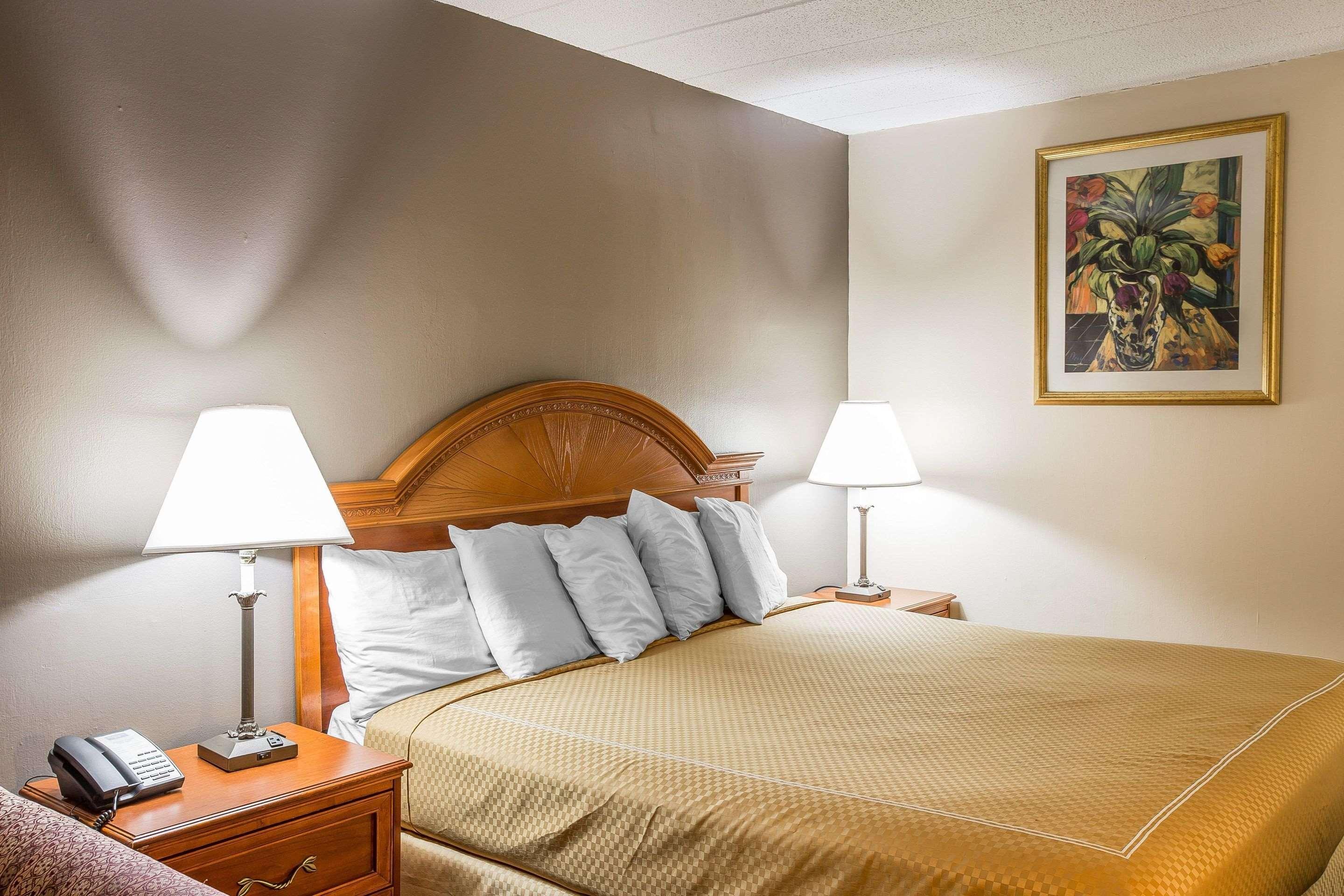 Rodeway Inn Anderson Exterior foto