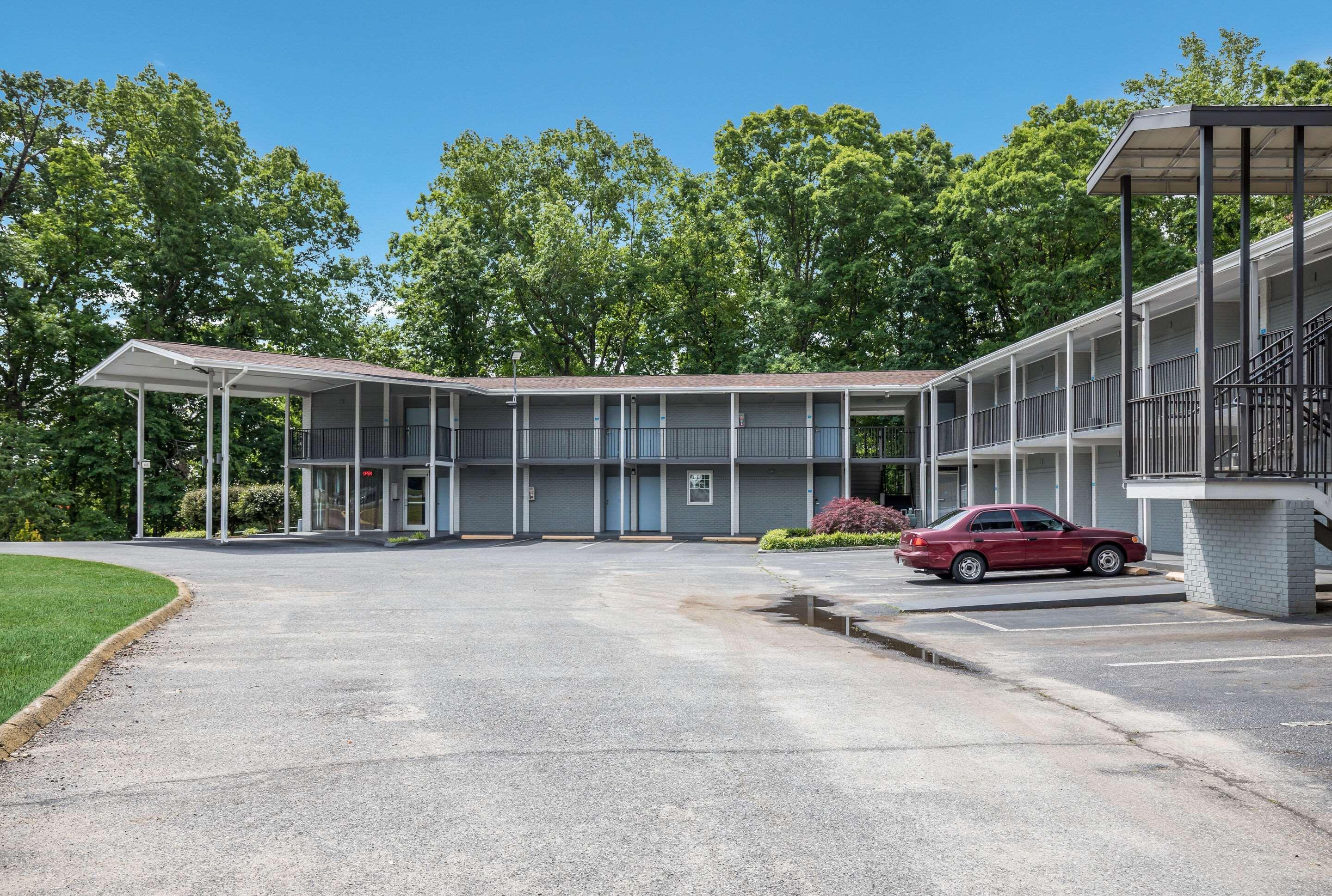 Rodeway Inn Anderson Exterior foto