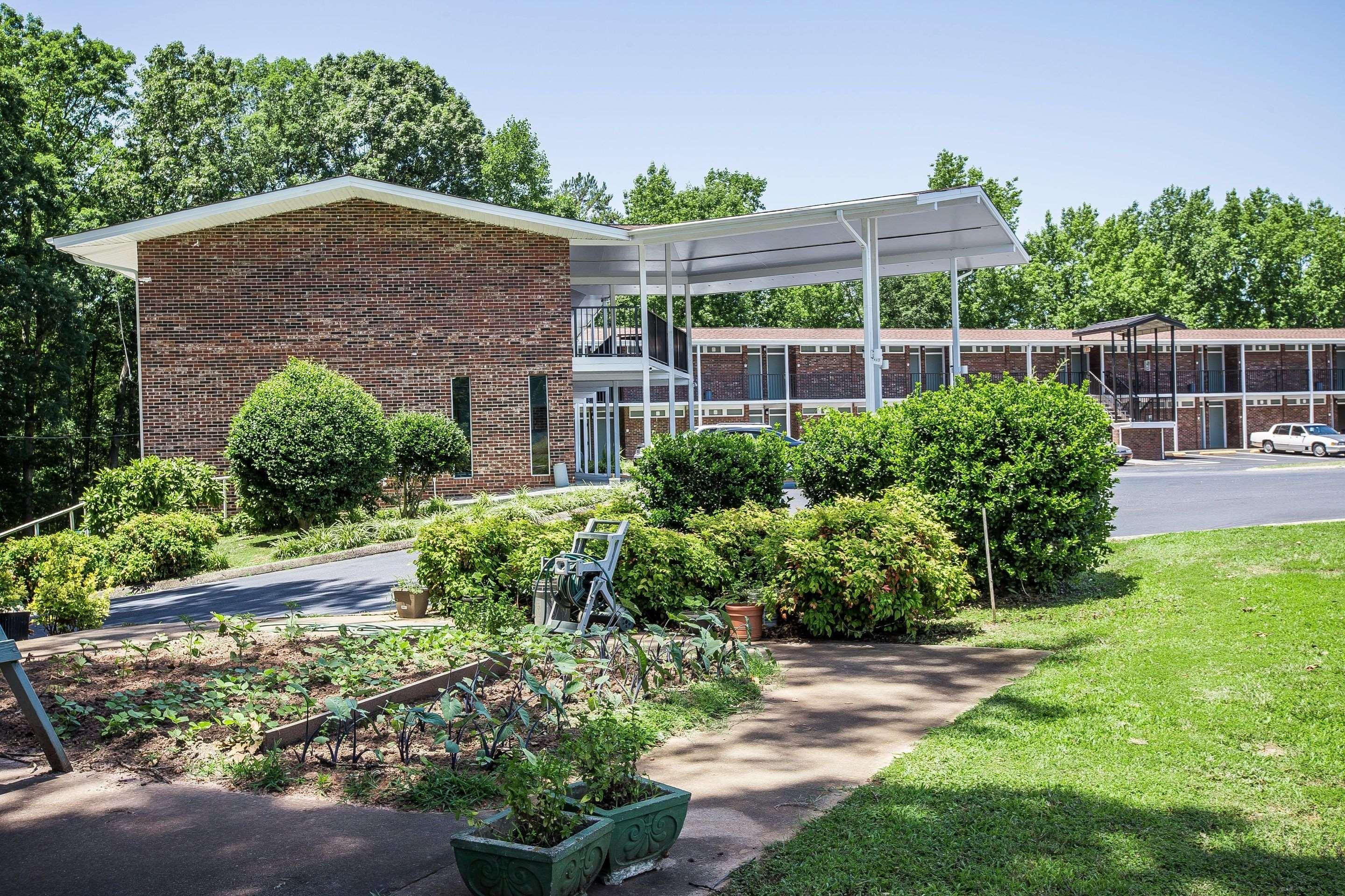 Rodeway Inn Anderson Exterior foto