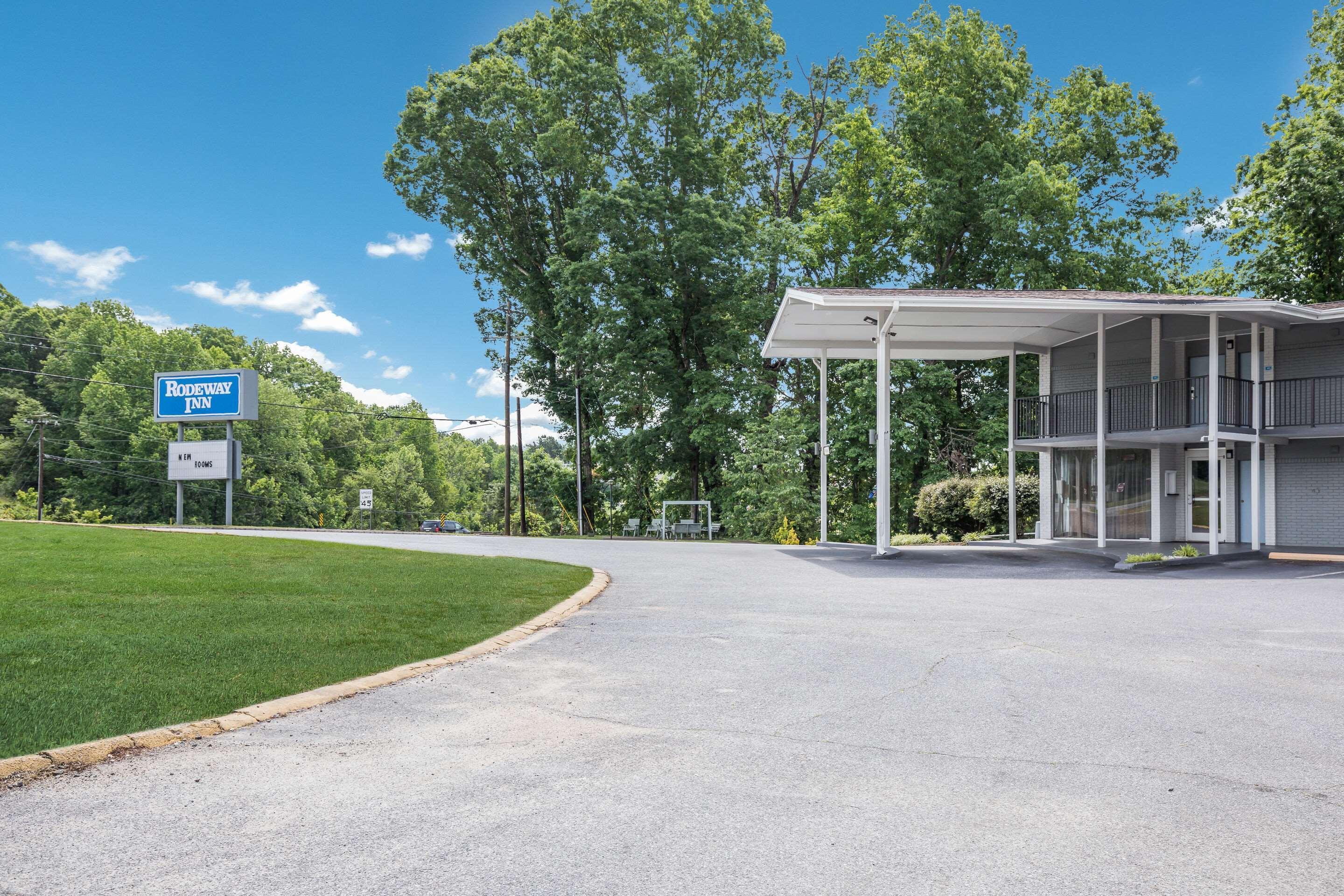 Rodeway Inn Anderson Exterior foto