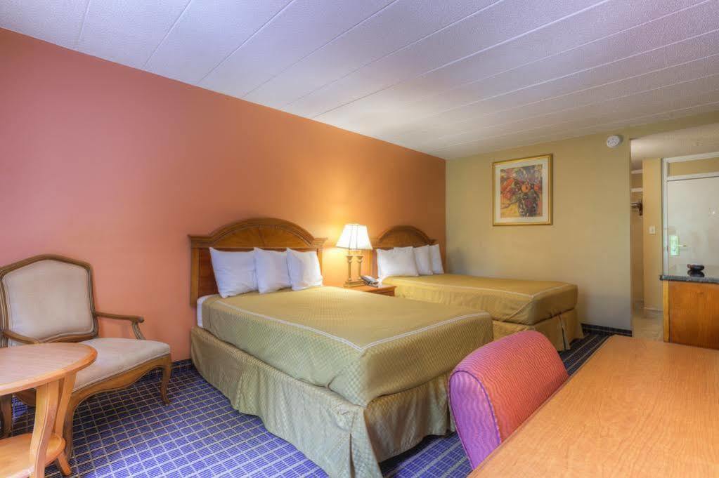 Rodeway Inn Anderson Exterior foto